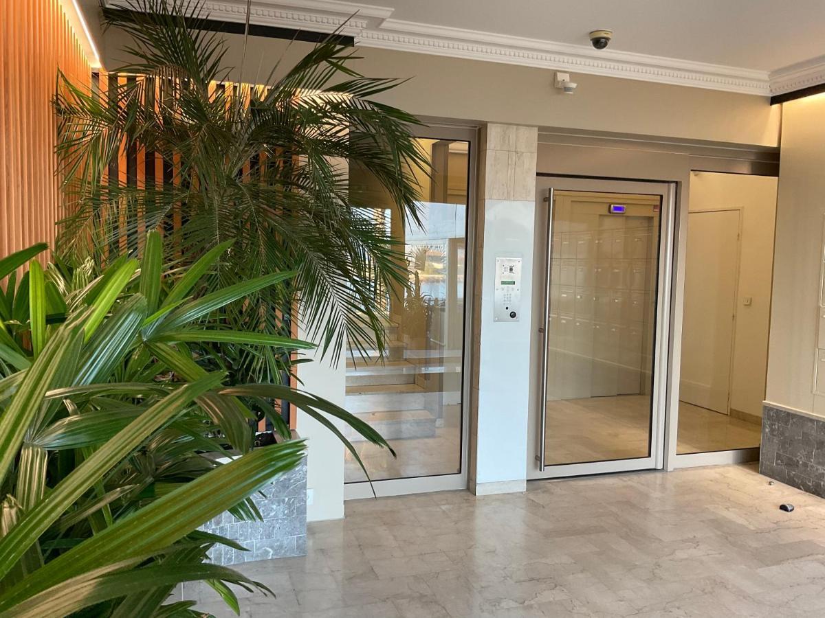 Somptueux Face A La Mer Apartment Toulon